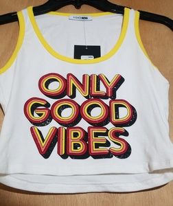 Fashion nova crop top